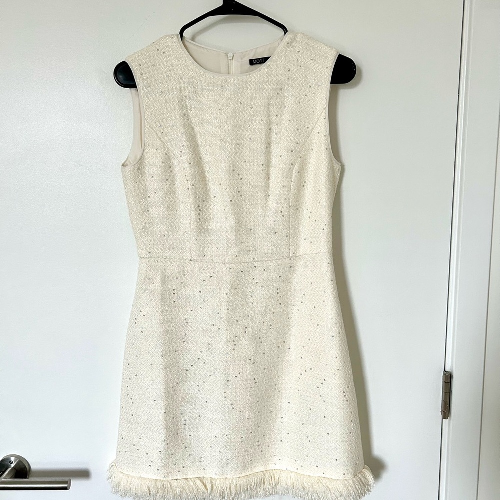 Elegant Cream Sleeveless Mini Dress with Fringe Details, Size S